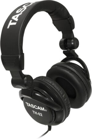 TASCAM TH-02 Professional Stud...